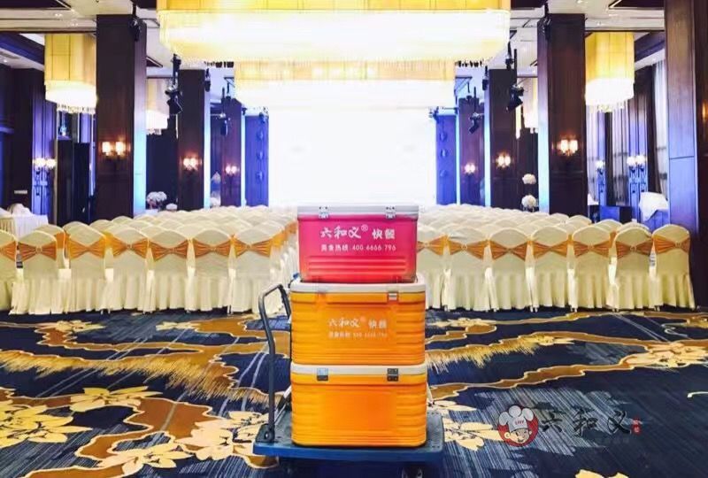 雪中送炭不如雨中送饭——摩登7为鑫宽传媒大型活动供餐