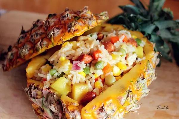 摩登7大厨授课—酸酸甜甜萝饭