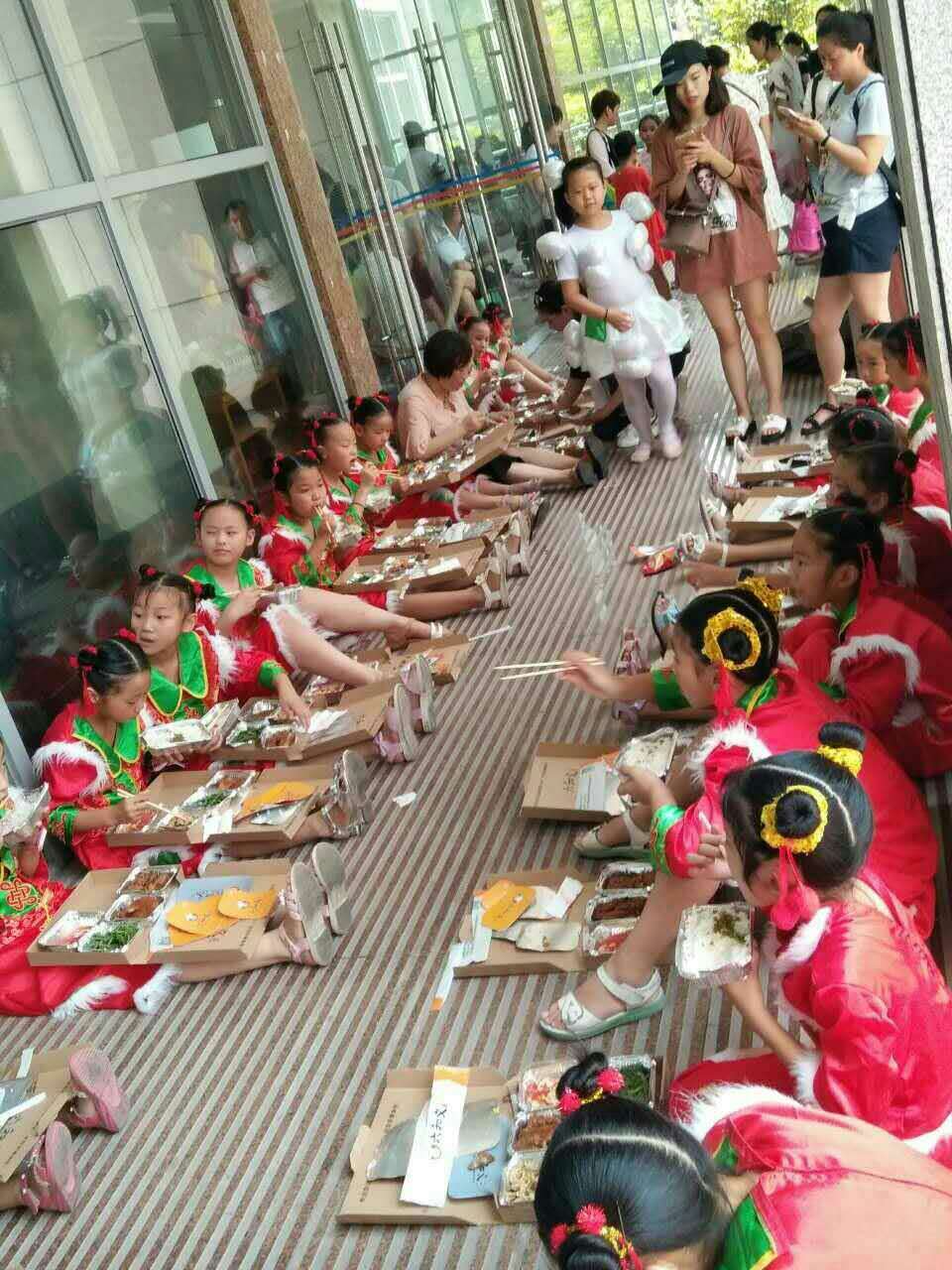 摩登7快餐 摩登7快餐配送