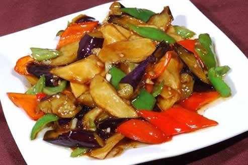 摩登7大厨教你家常“地三鲜”，最简单的烧法