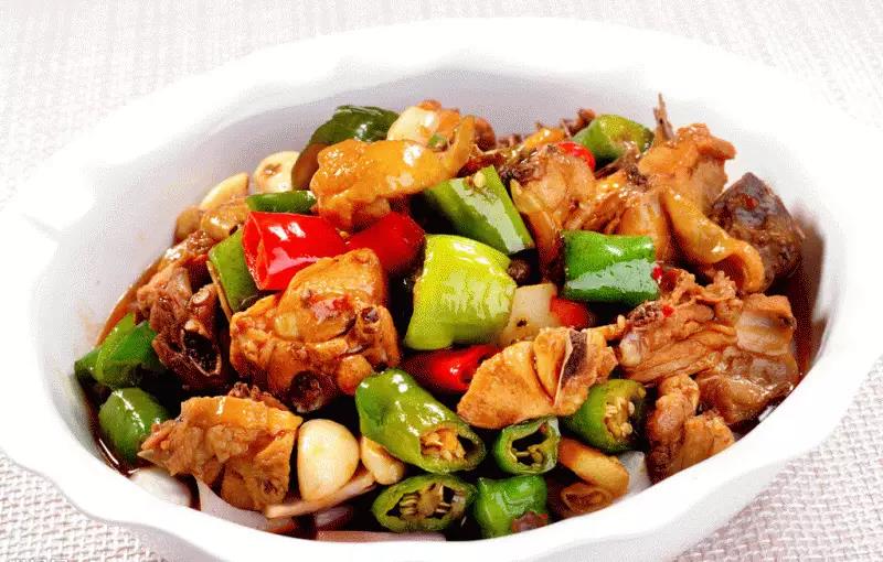 摩登7大厨推荐黄焖鸡的做法，超简单哦~