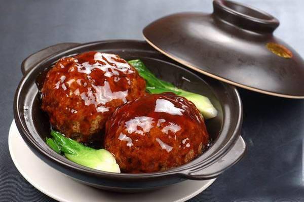 摩登7大厨推荐家常菜——红烧狮子头