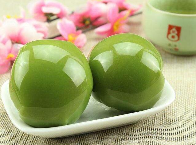 清明节青团简易版，油绿如玉，糯韧绵软