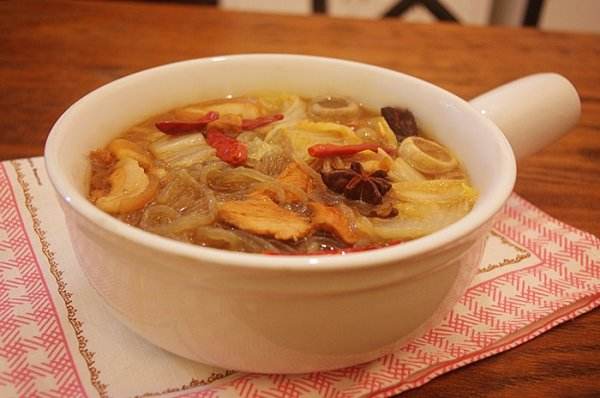 猪肉白菜炒粉条---家的味道