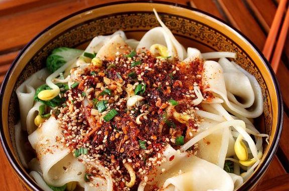 没吃过这样的油泼面都不好意思说自己爱吃面