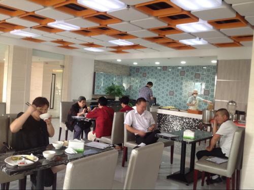 你认为的单位快餐是什么样的呢？摩登7给您解答