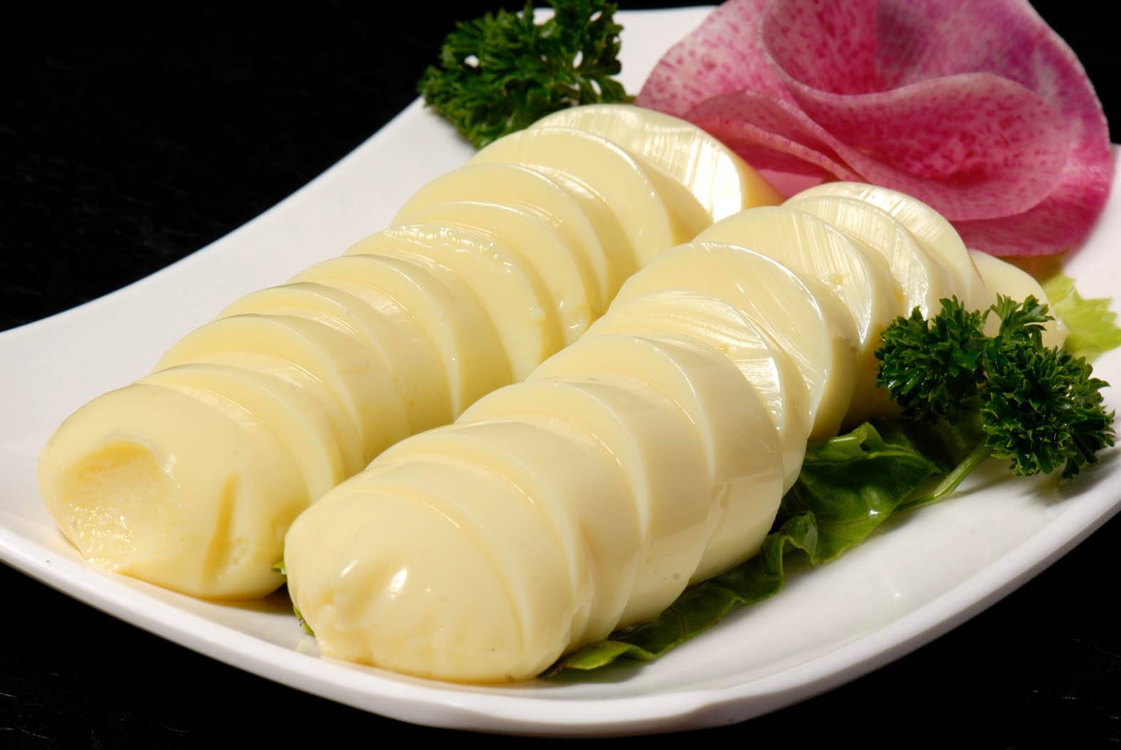 脆皮日本豆腐：这道菜又嫩又脆，香酥咸鲜让人欲罢不能！