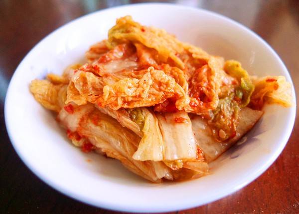 辣白菜最正宗的做法，简单易学，炒菜和做汤都超好吃！