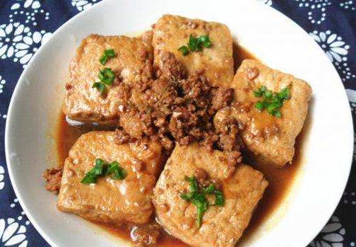 超好吃的快手菜酱肉酥豆腐，做法简单超级下饭