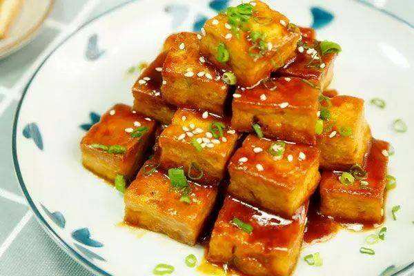 豆腐超级下饭的做法：糖醋豆腐块