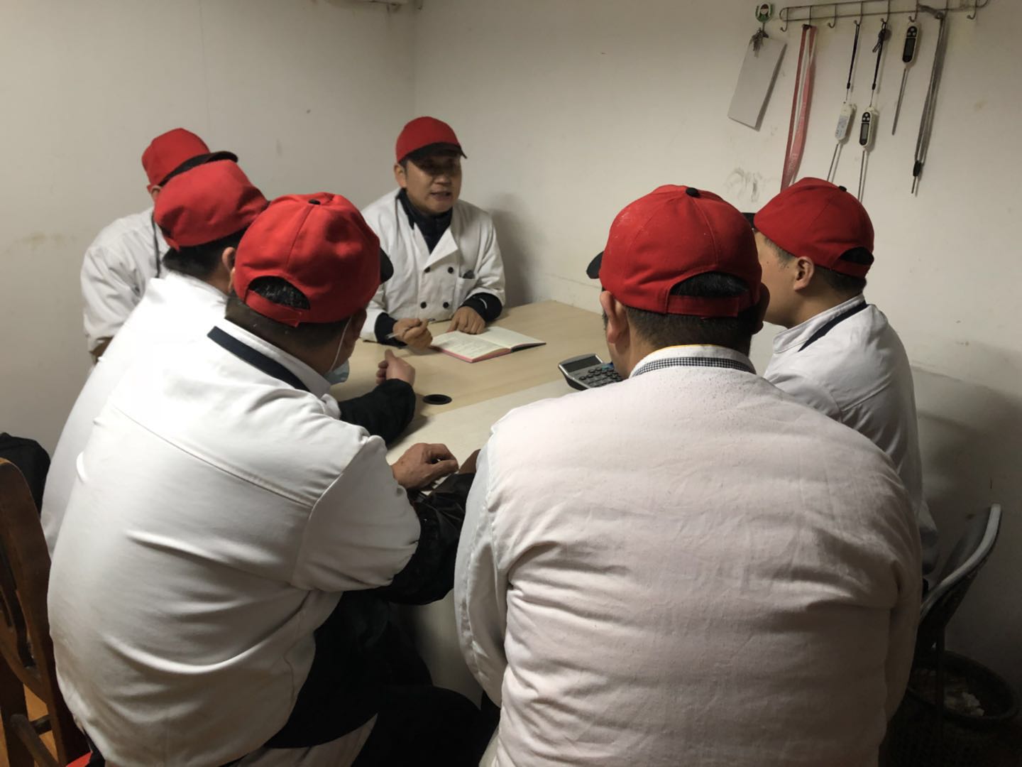 摩登7食堂承包员工培训记录