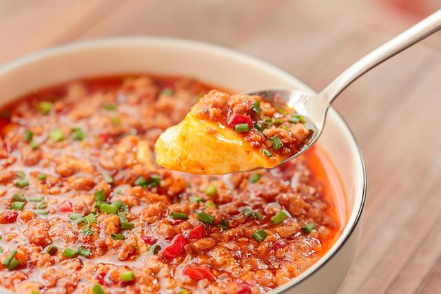 摩登7大厨教大家鲜美嫩滑的麻婆蒸蛋，做法非常简单