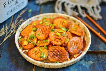 好吃到舔盘子的酱汁杏鲍菇，香浓丝滑的口感让人食指大动