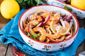 在家做一份冰爽酸辣冰虾，瞬间开胃好吃到爆！ 