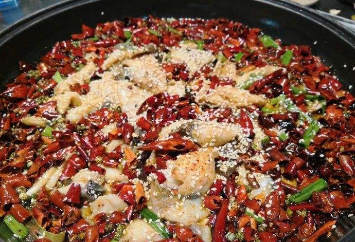十年大厨教你“网红沸腾鱼”的做法，鲜香味美
