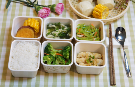 老年营养餐怎么选，广东摩登7营养师这么说