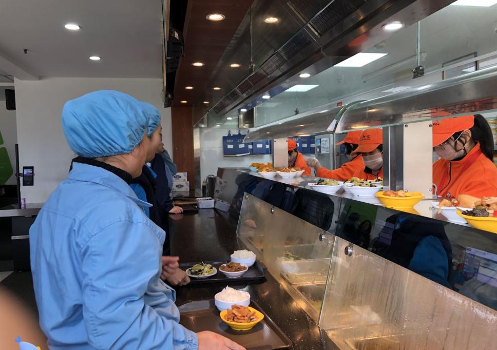 东莞网上订餐30份起免配送费，东莞团餐就选摩登7