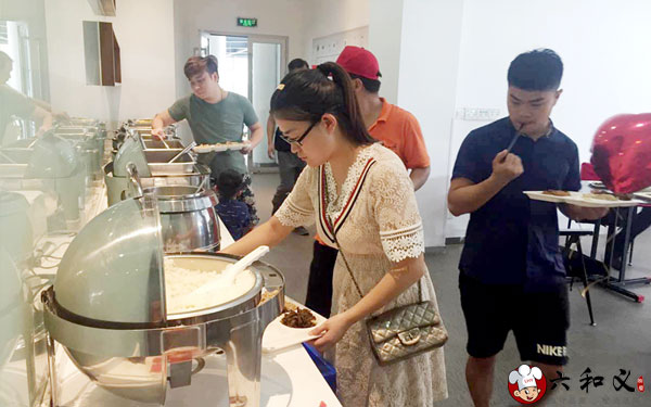 摩登7如何做食堂承包品牌化