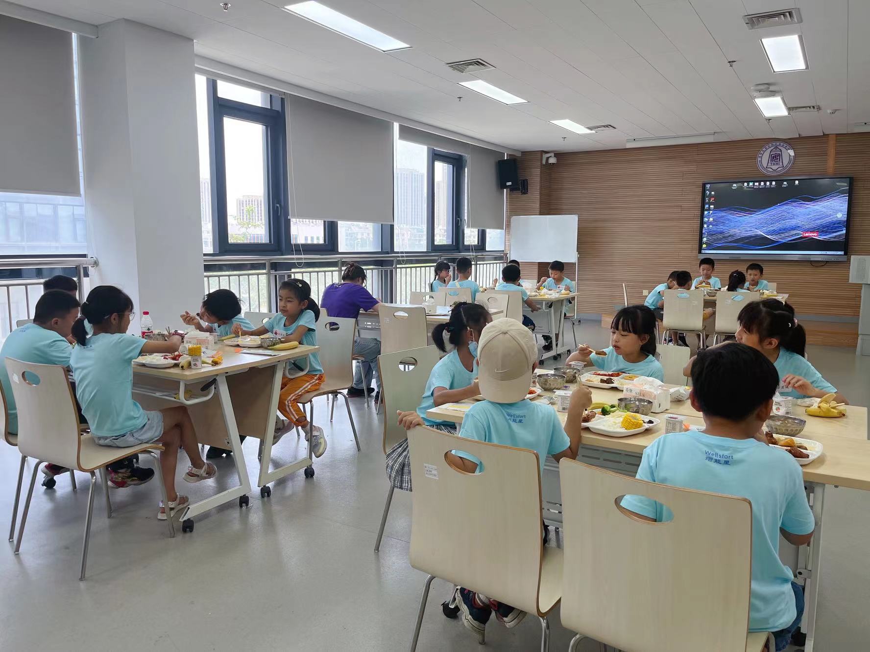 填报志愿选择学校伙食好很重要!